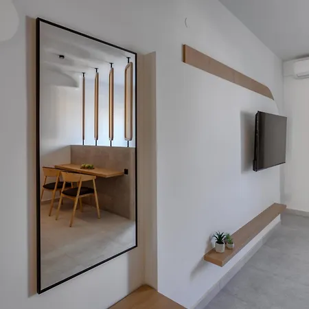 Jm By Estia Apartment